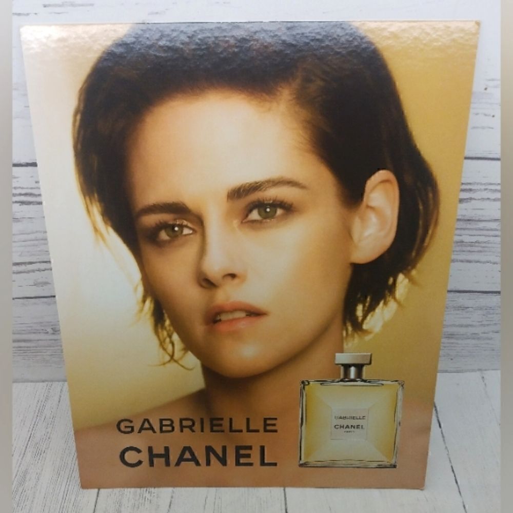 Chanel Gabrielle Store Display Cardboard Art Framed - Picture 4 of 4